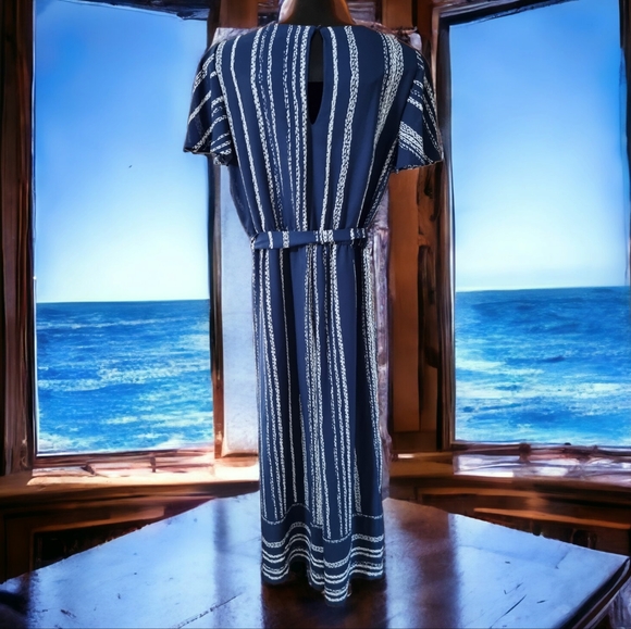 Luxology Palazzo Pantsuit - Picture 3 of 14